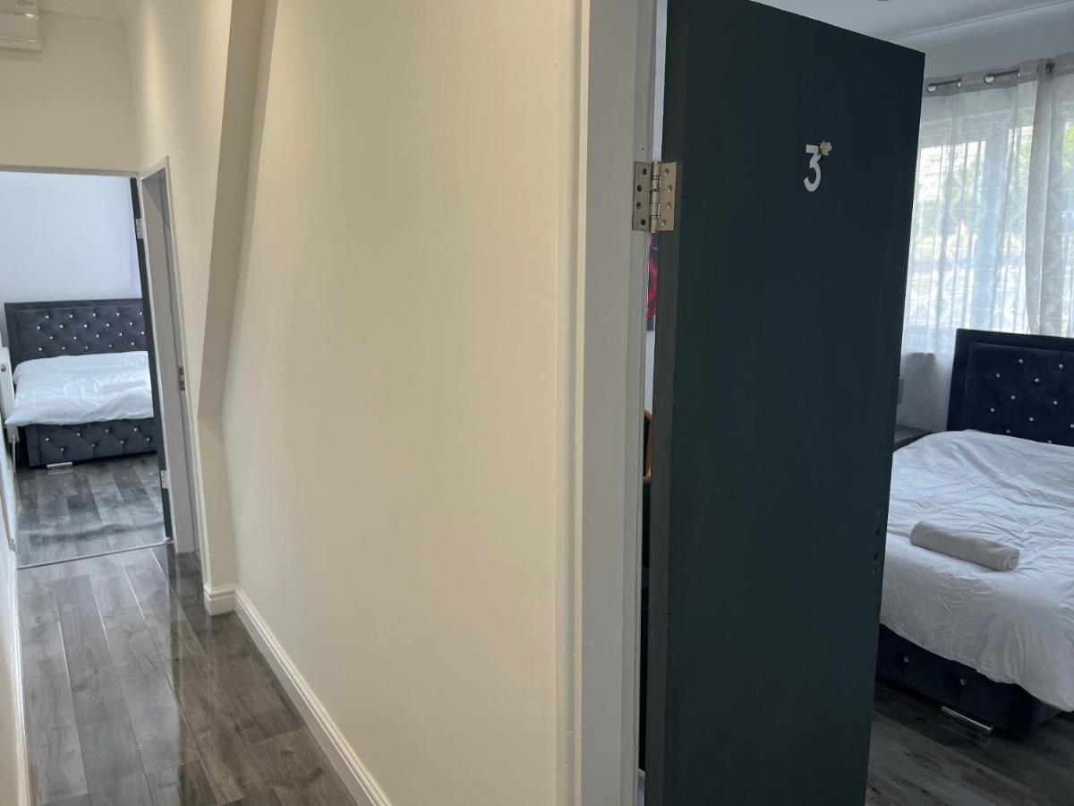 Zams Rooms Stoke-on-Trent Exterior photo