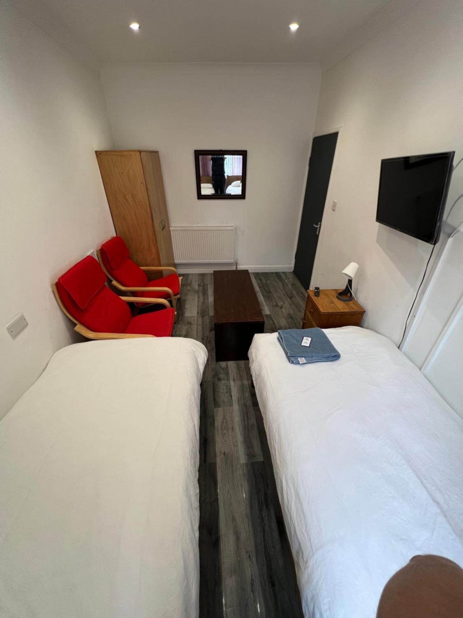 Zams Rooms Stoke-on-Trent Exterior photo
